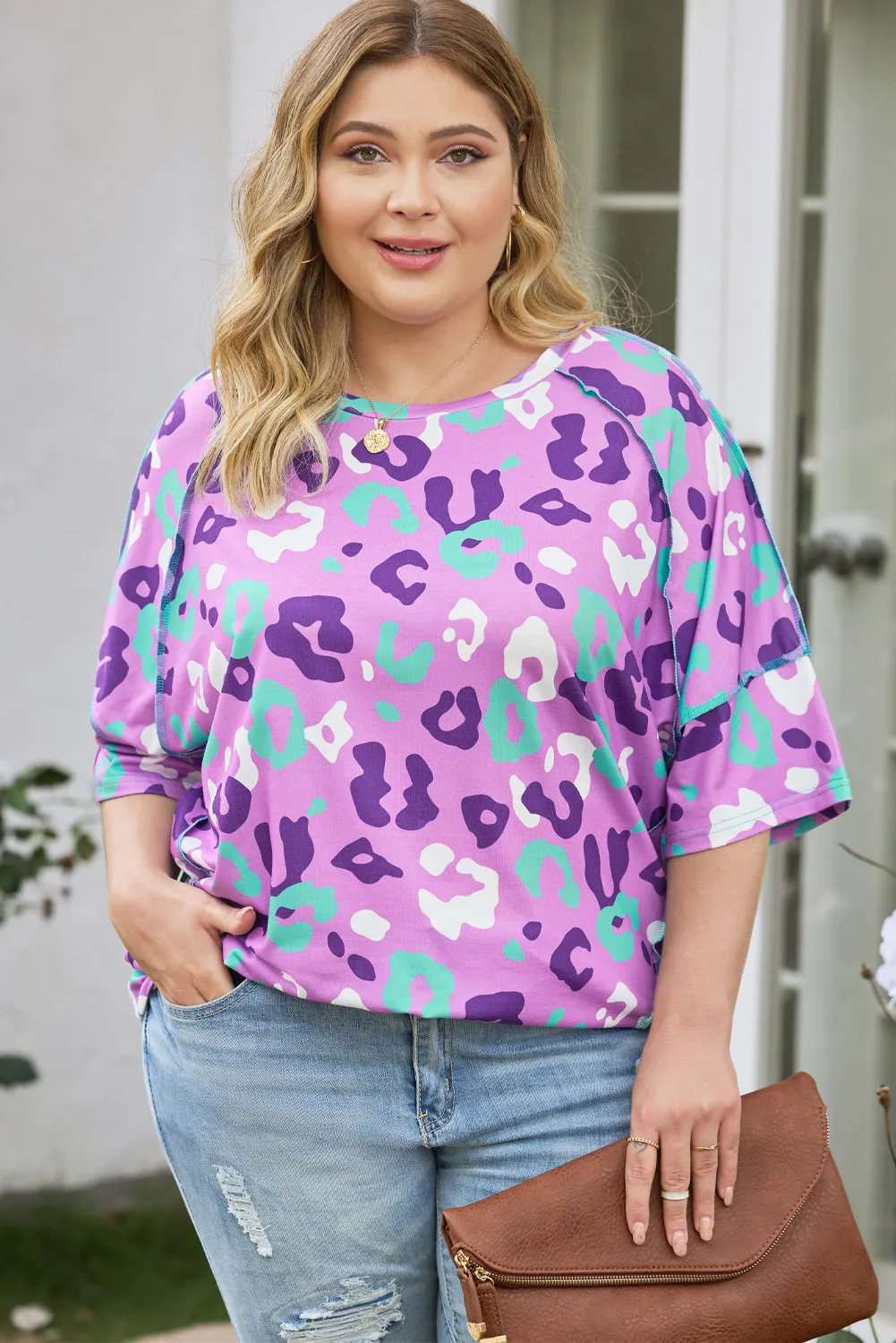Rose Leopard Kiss Print Plus Size Short Sleeve Tee