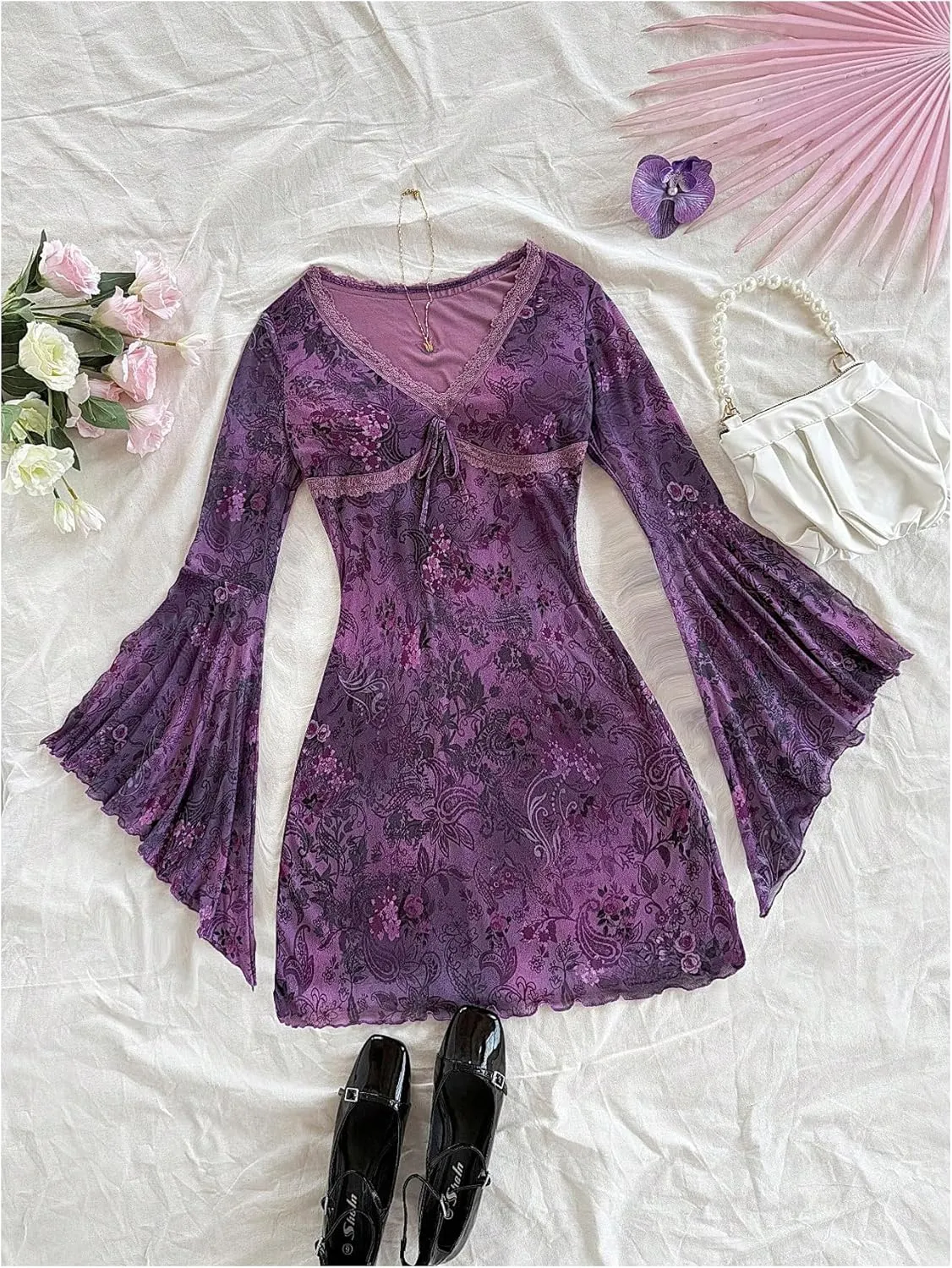 WDIRARA Women's Vintage Floral Print V Neck Dress Mesh Split Ruffle Long Bell Sleeve Dresses