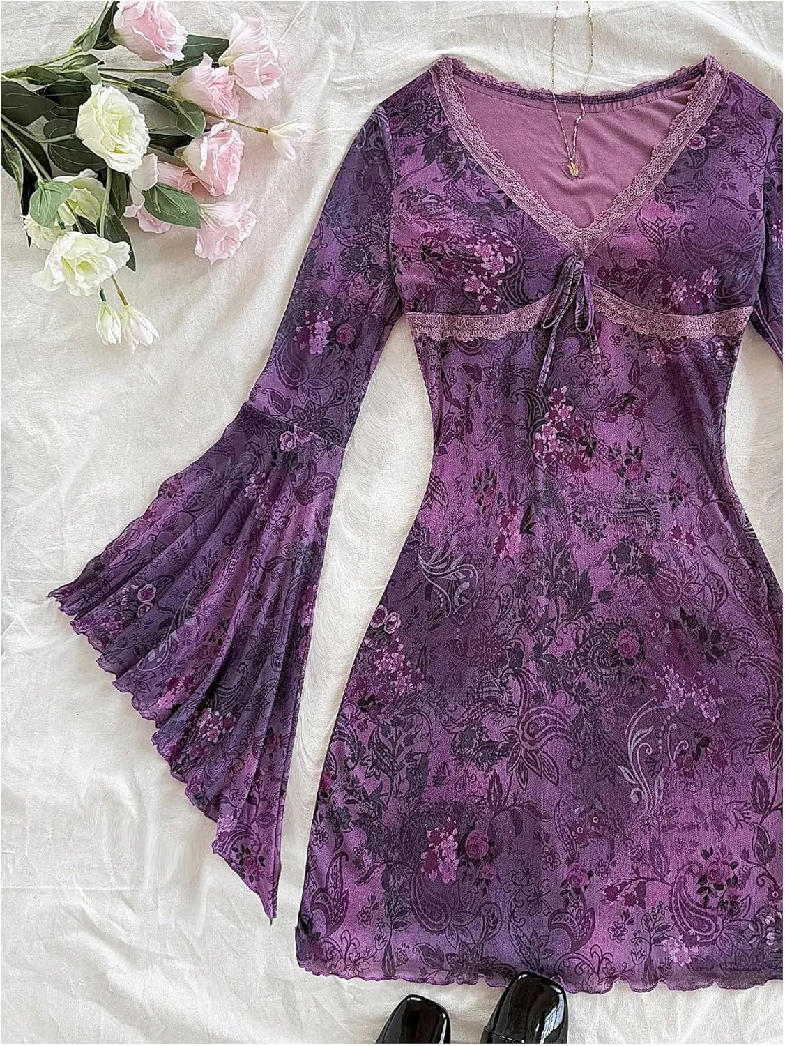 WDIRARA Women's Vintage Floral Print V Neck Dress Mesh Split Ruffle Long Bell Sleeve Dresses